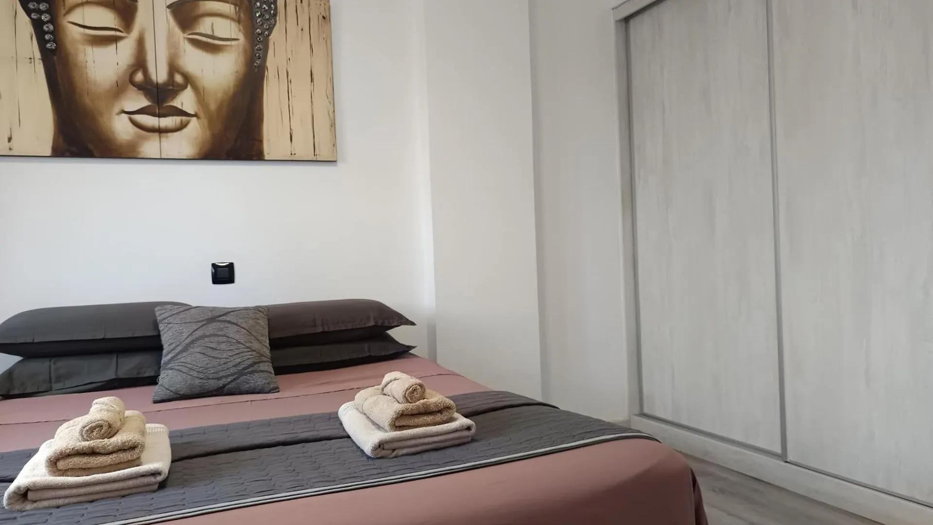 Casa Saura -Playa De Las Americas 아로나 아파트