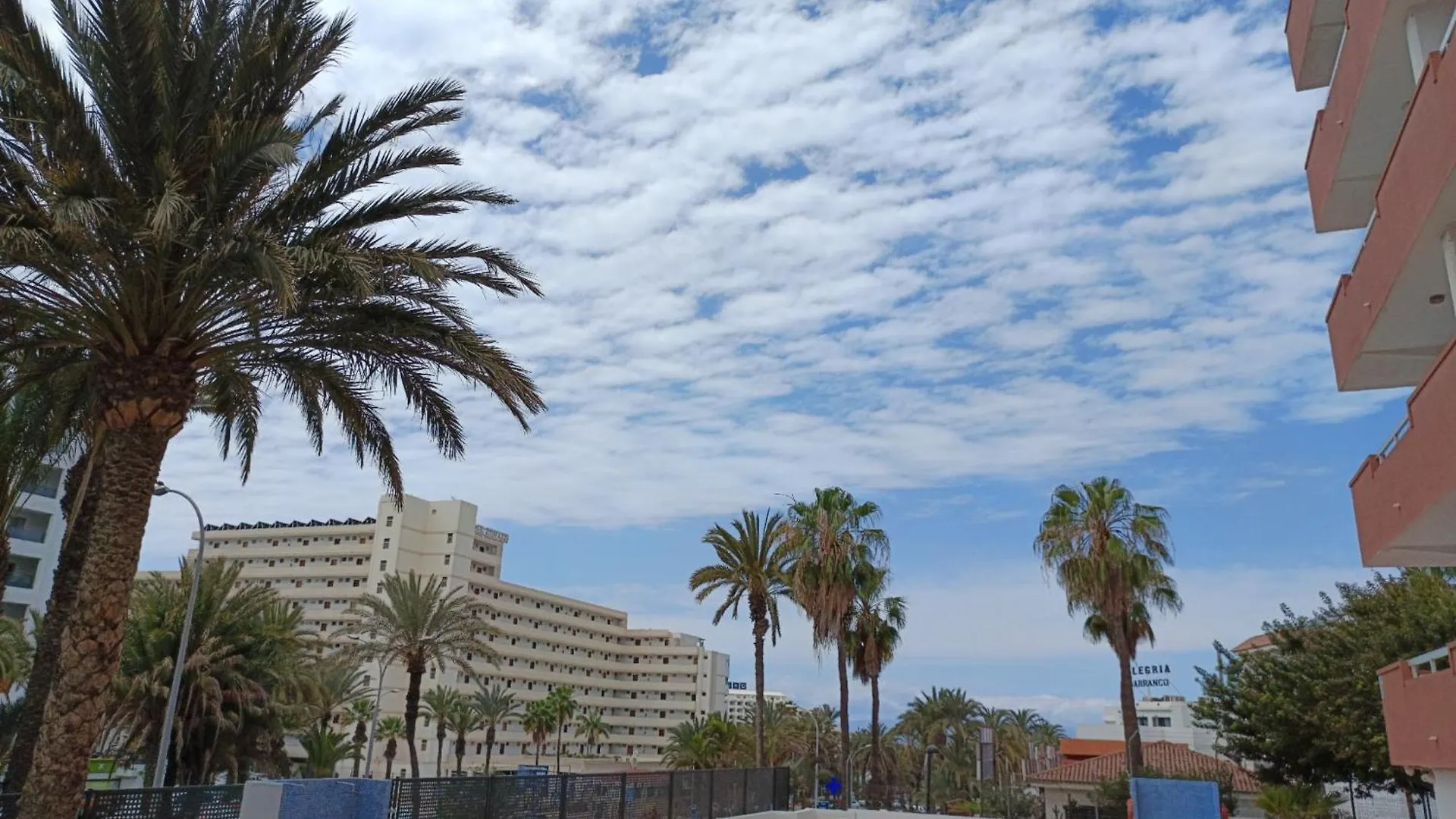 Casa Saura -Playa De Las Americas 아로나 아파트
